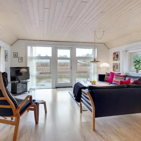 Carolin - 400m From The Sea In Western Jutland By Interhome * Blavand