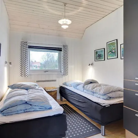 Carolin - 400m From The Sea In Western Jutland By Interhome Blavand