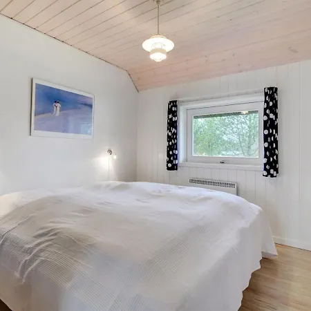 Holiday home Carolin - 400m From The Sea In Western Jutland By Interhome
